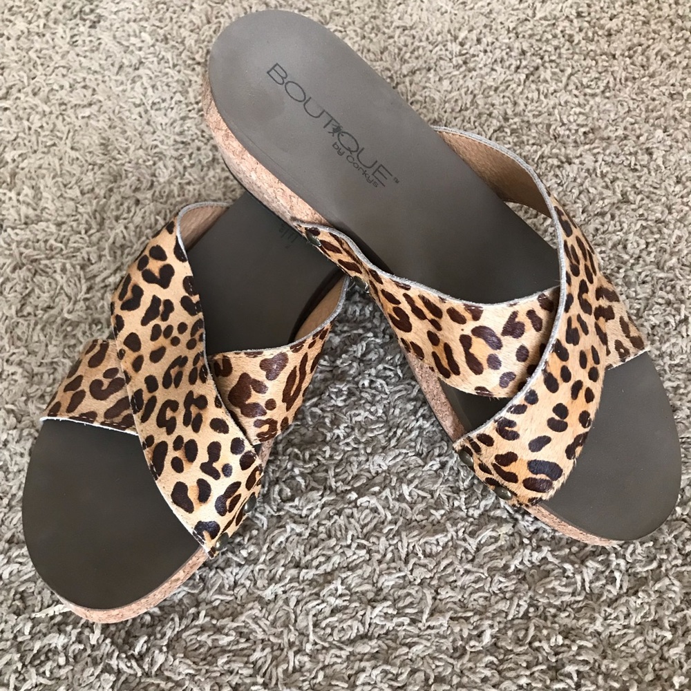 Corkys Leopard Wedge Slip Ons. Size 9